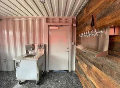 Container Bar Professionale 20' - Attrezzato per Eventi - Premium