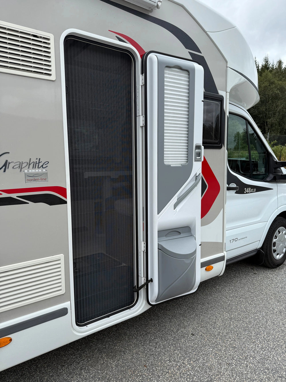 CHALLENGER 348 XLB GRAPHITE EDITION