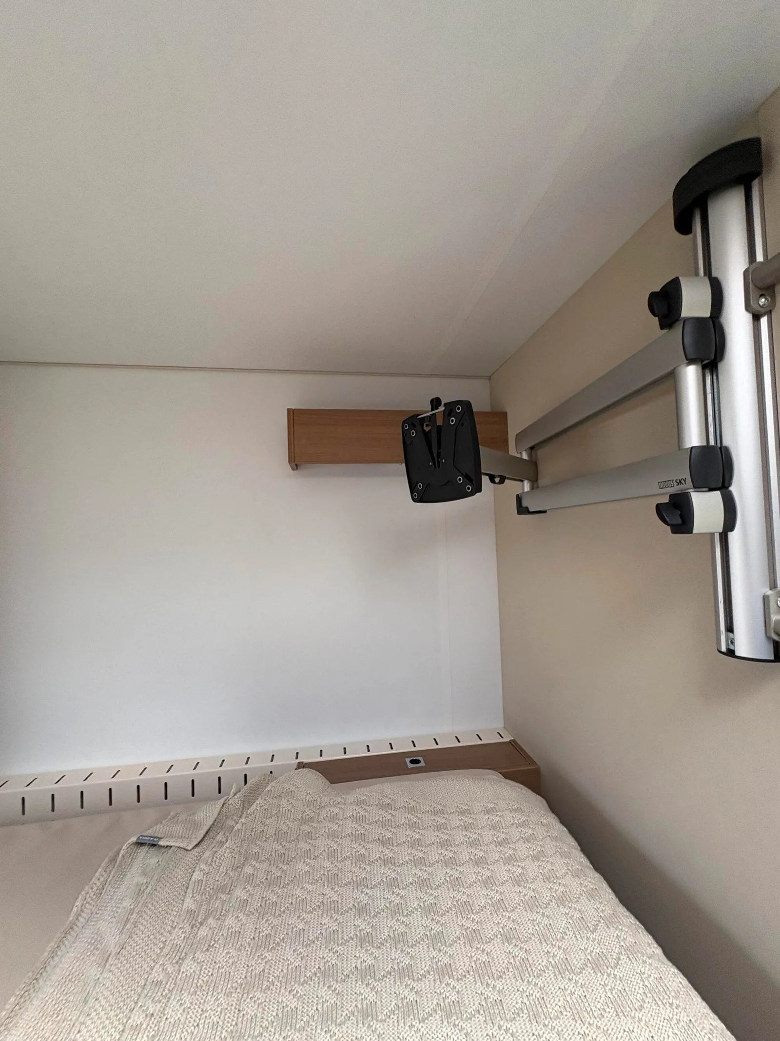 ADRIA COMPACT SLS SLIDE OUT PROFILATO