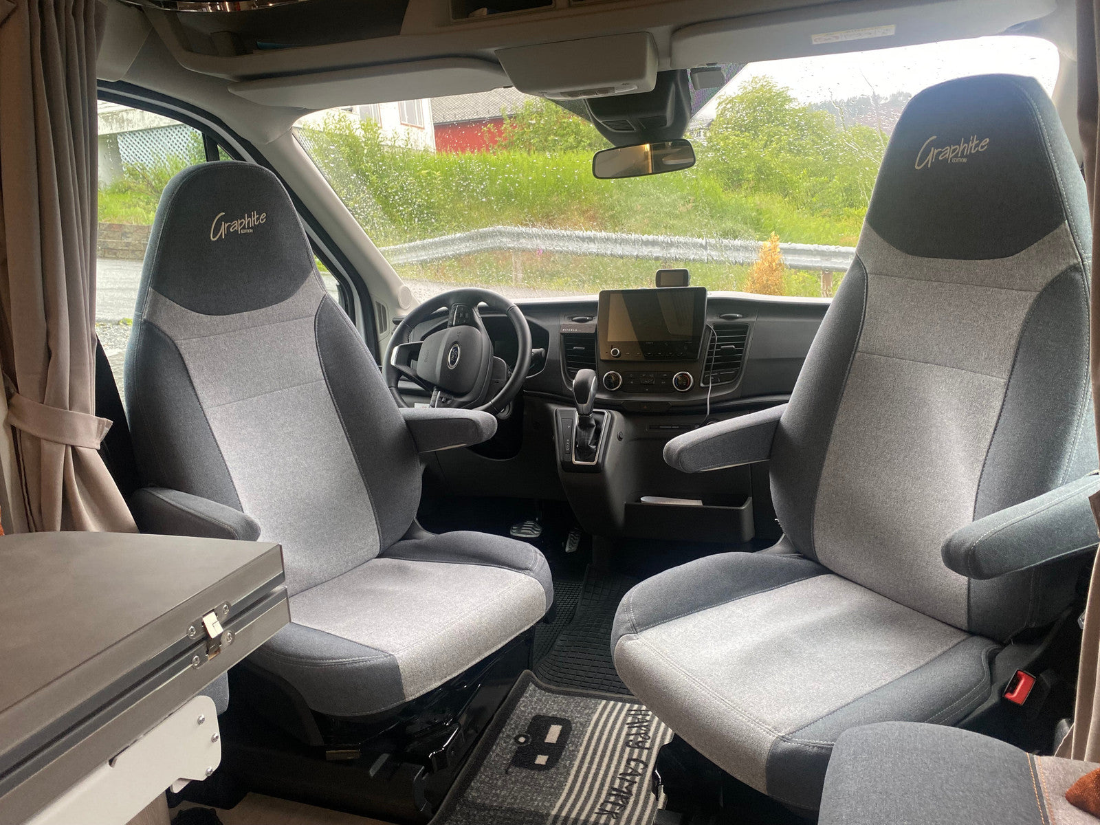 CHALLENGER 348 XLB GRAPHITE EDITION