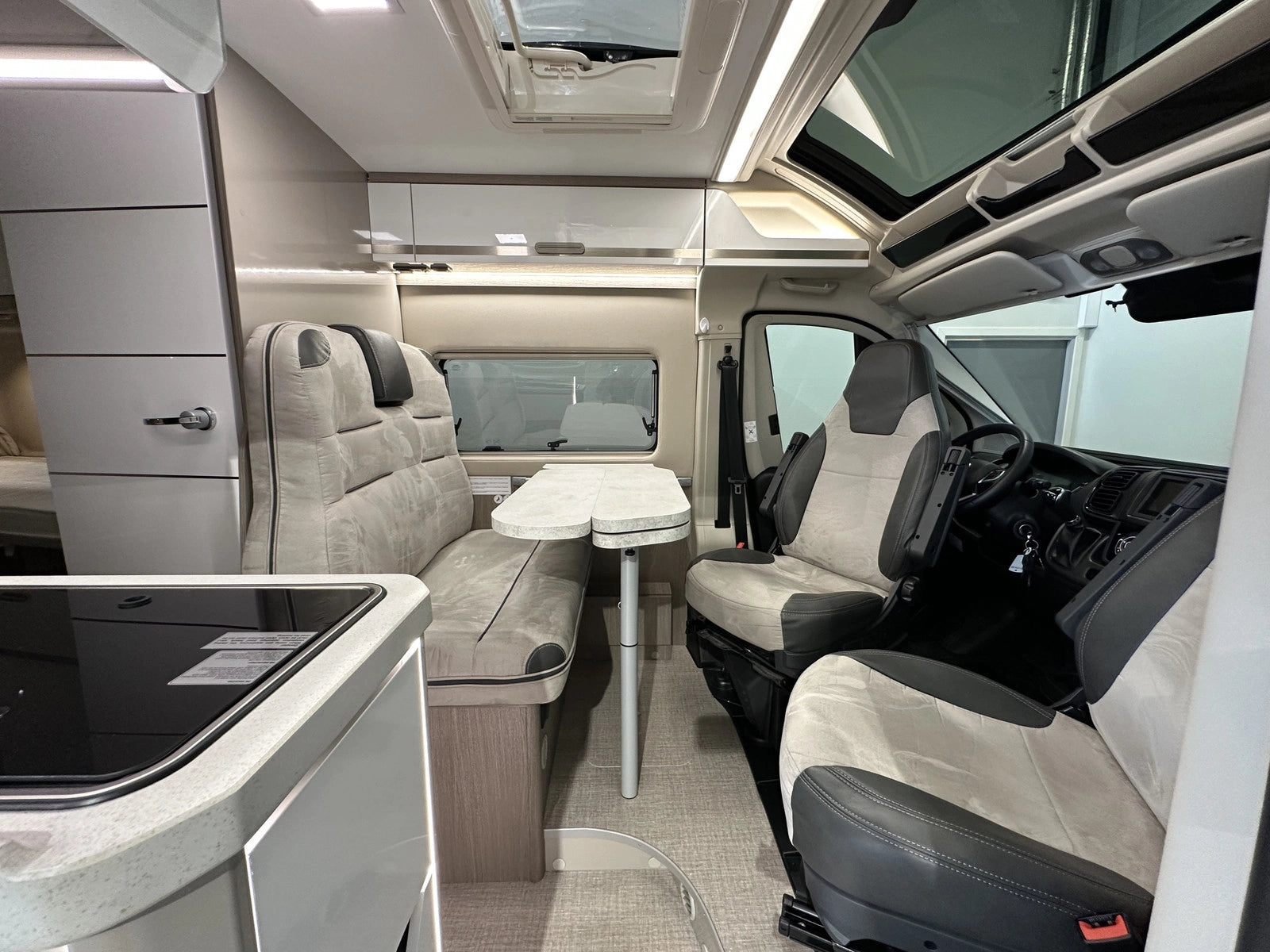 CHALLENGER ROAD EDITION PREMIUM V217