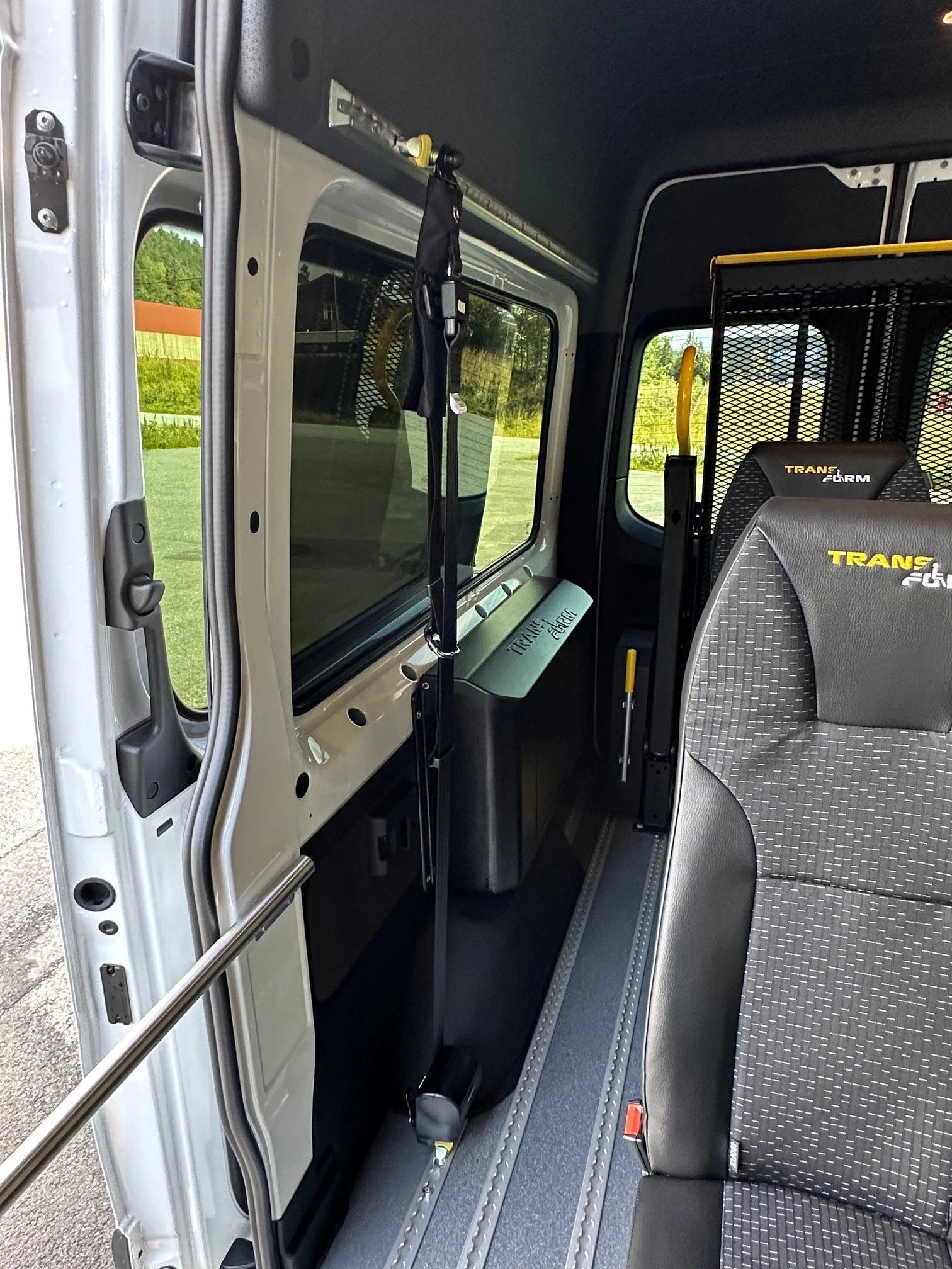 MERCEDES-BENZ SPRINTER FG III 315 CDI 43 LONG 9G-TRONIC + SOLLEVATORE SEDIA A ROTELLE