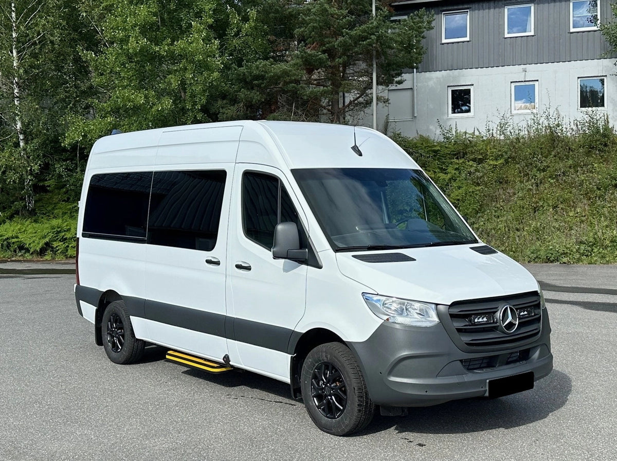 MERCEDES-BENZ SPRINTER FG III 315 CDI 43 LONG 9G-TRONIC + SOLLEVATORE SEDIA A ROTELLE