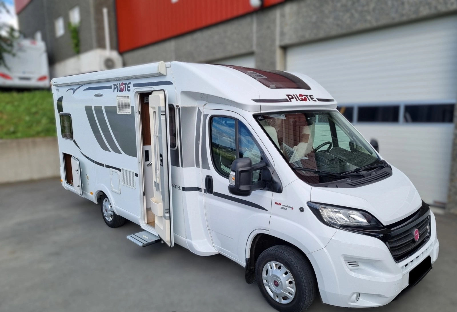 PILOTE P700 GJ ESSENZIALE