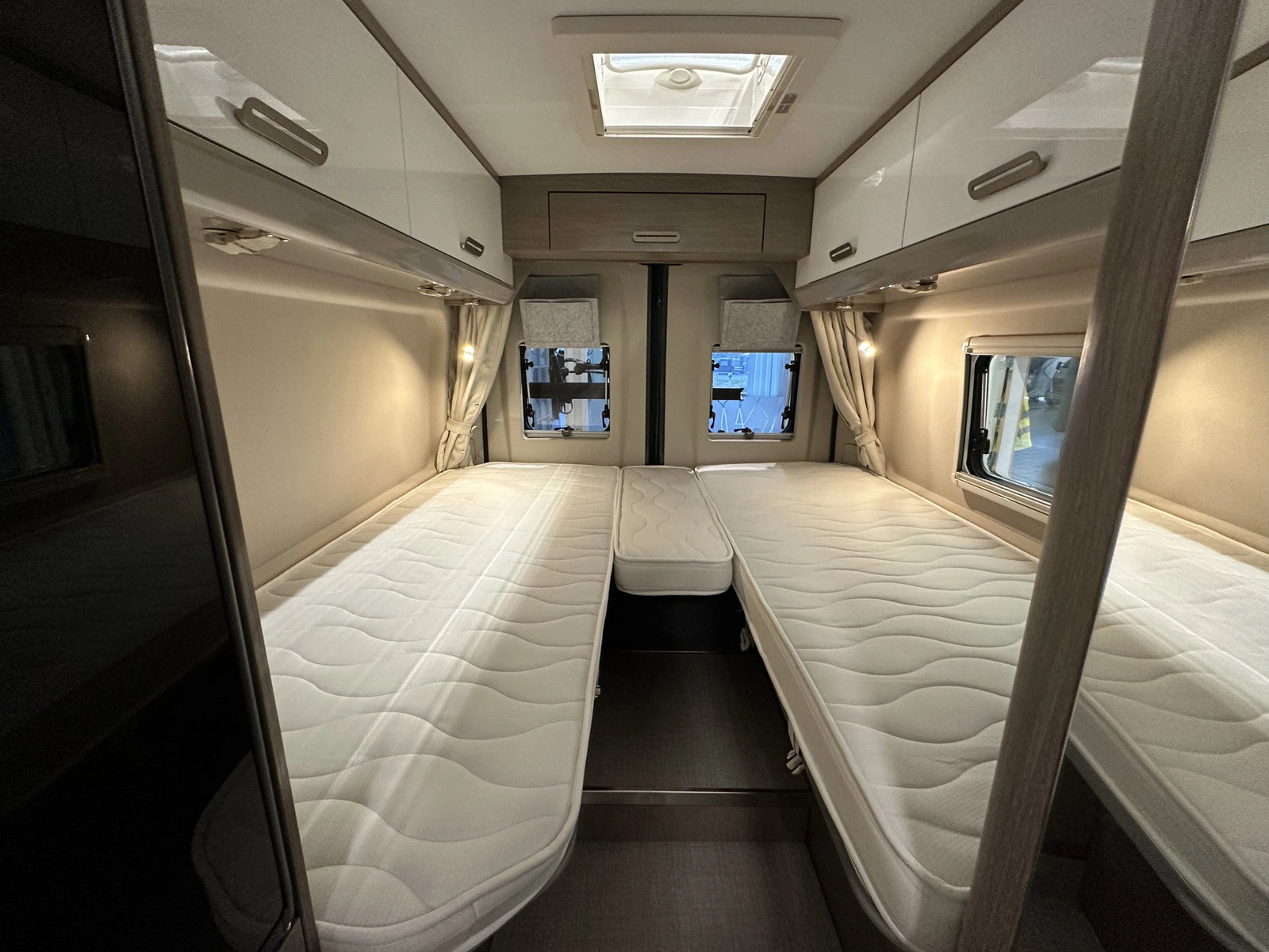 CHALLENGER ROAD EDITION PREMIUM V217