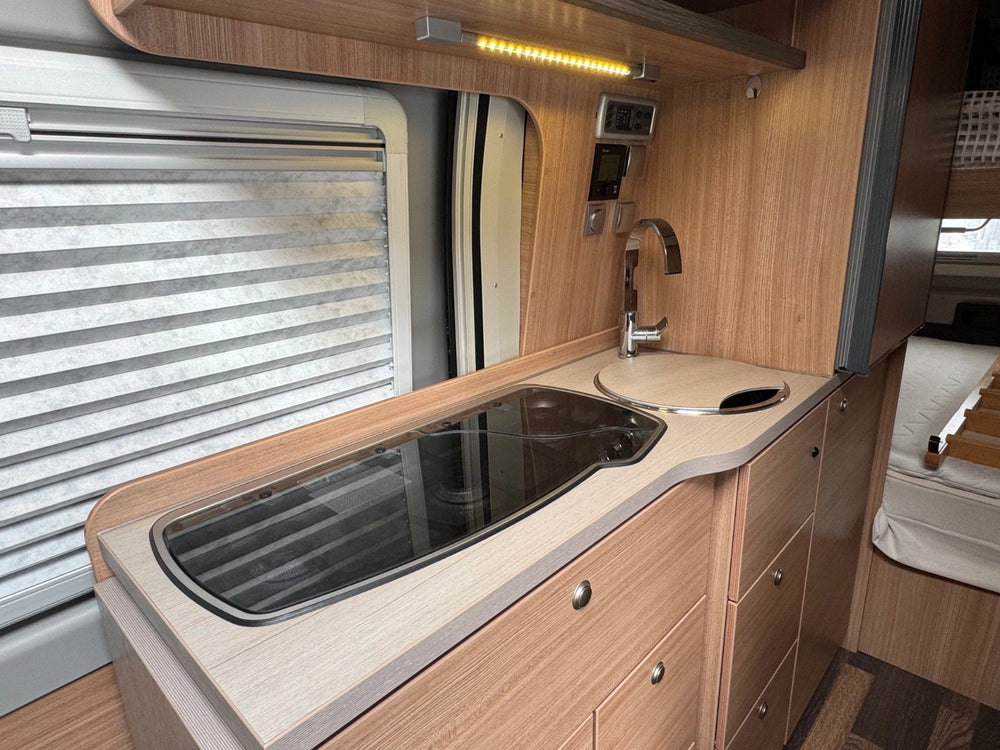 KNAUS BOXTAR FAMILY 600 - 04 POSTI LETTO