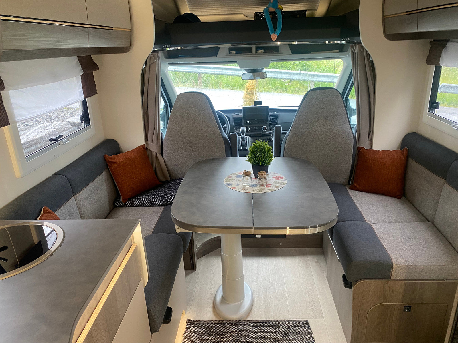 CHALLENGER 348 XLB GRAPHITE EDITION