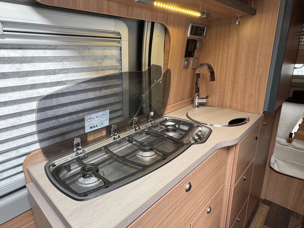 KNAUS BOXTAR FAMILY 600 - 04 POSTI LETTO