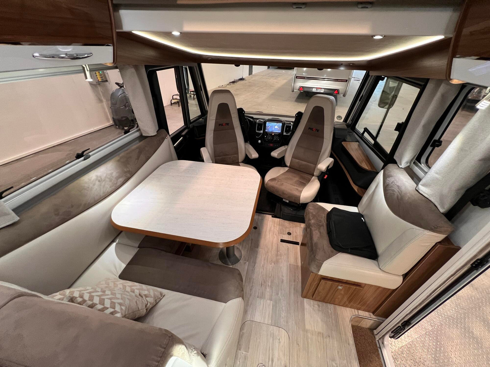 PILOTE G 781 C EMOTION