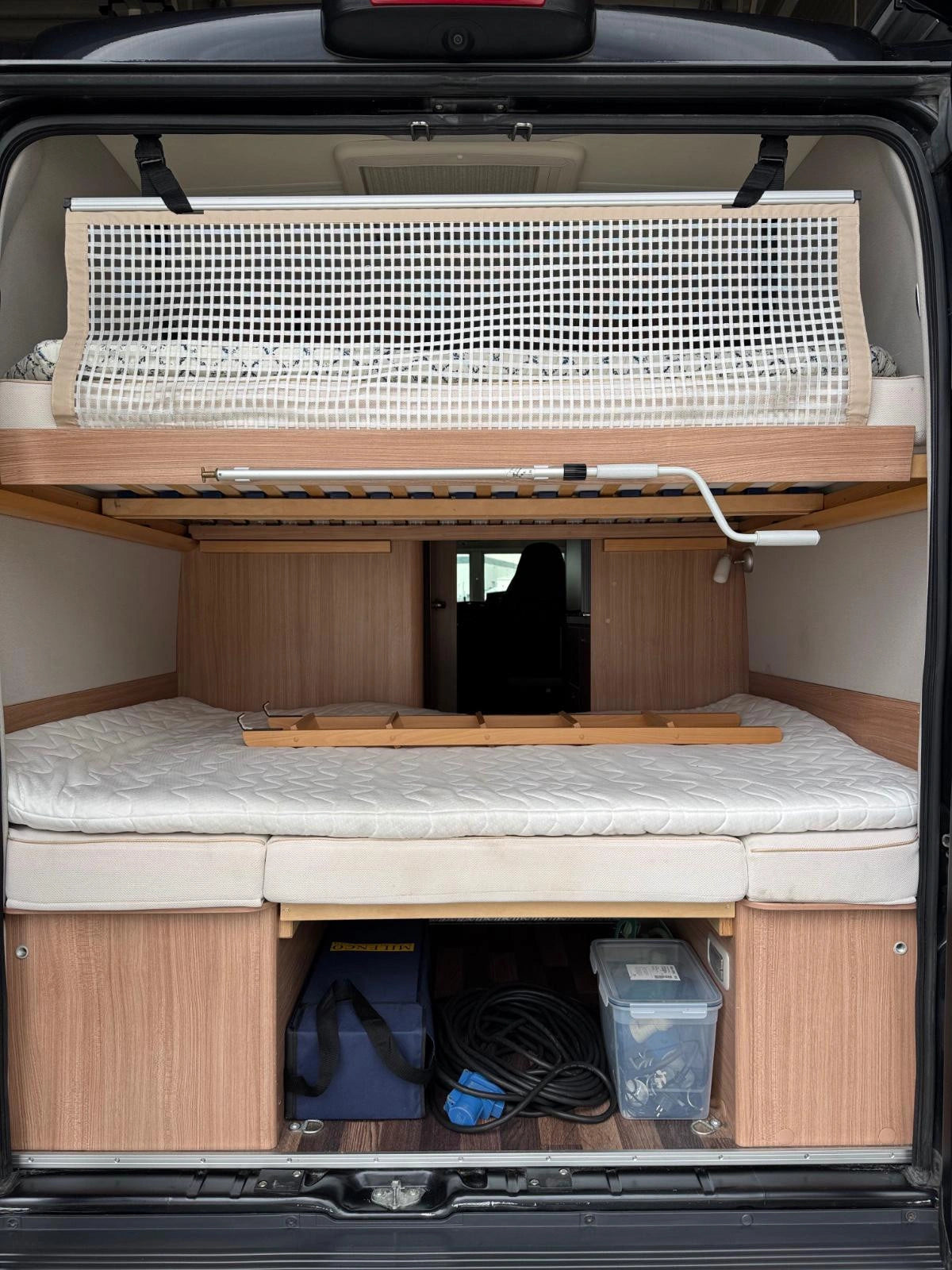 KNAUS BOXTAR FAMILY 600 - 04 POSTI LETTO