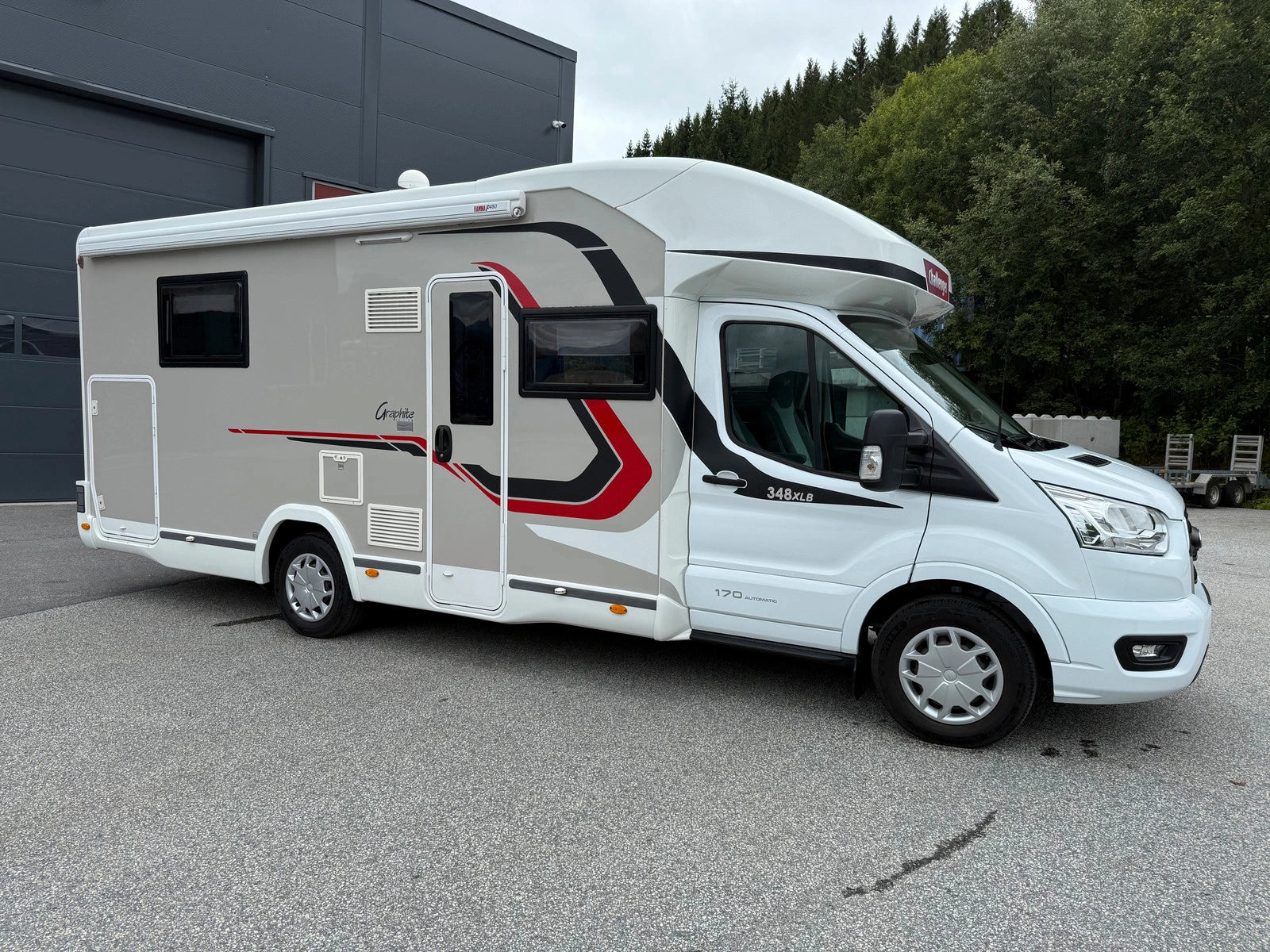 CHALLENGER 348 XLB GRAPHITE EDITION