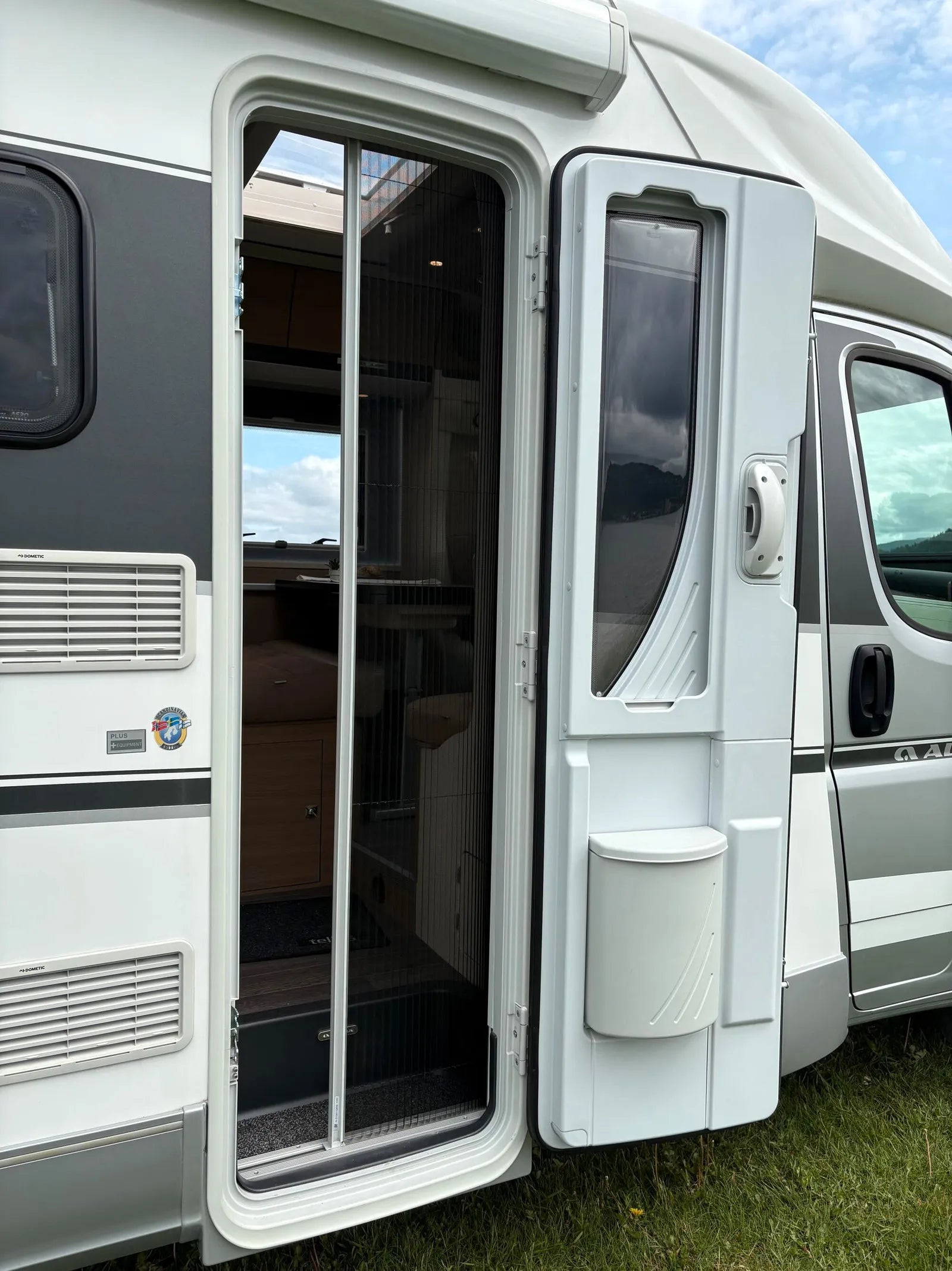 ADRIA COMPACT SLS SLIDE OUT PROFILATO