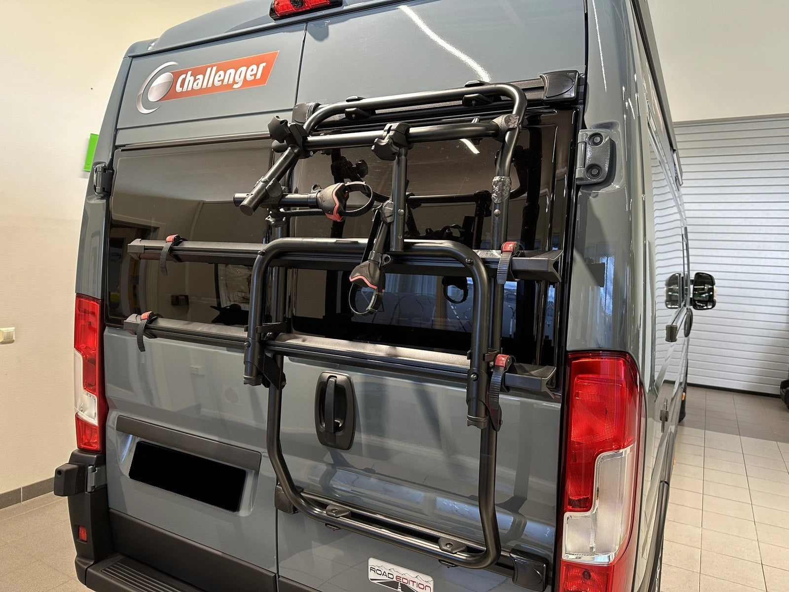 CHALLENGER ROAD EDITION PREMIUM V217<|eot_id|>