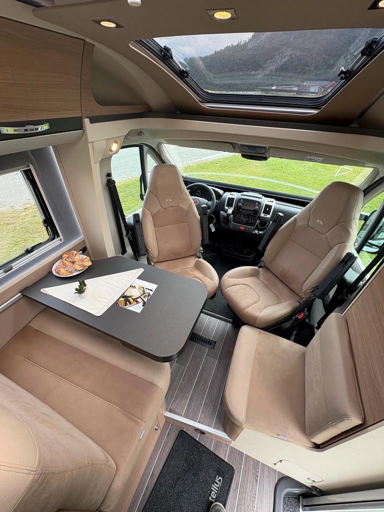 ADRIA COMPACT SLS SLIDE OUT PROFILATO