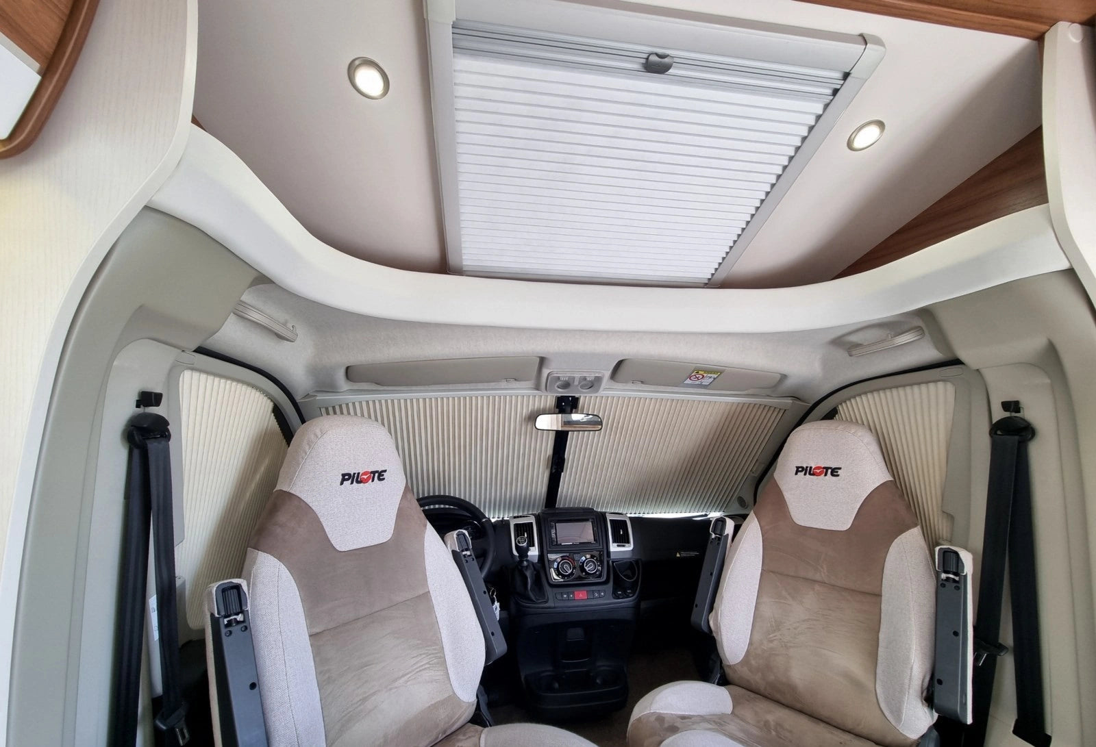 PILOTE P700 GJ ESSENZIALE