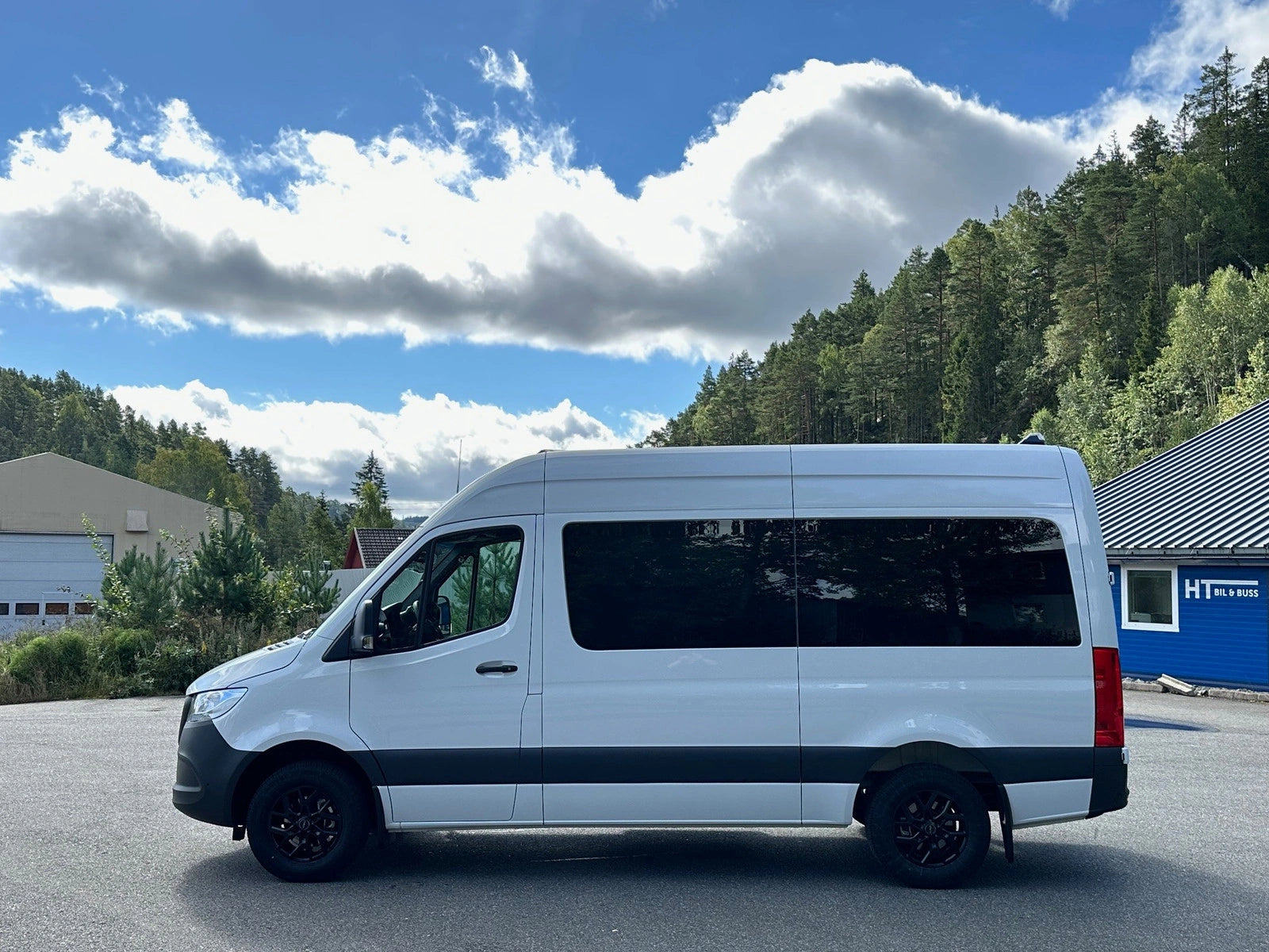 MERCEDES-BENZ SPRINTER FG III 315 CDI 43 LONG 9G-TRONIC + SOLLEVATORE SEDIA A ROTELLE