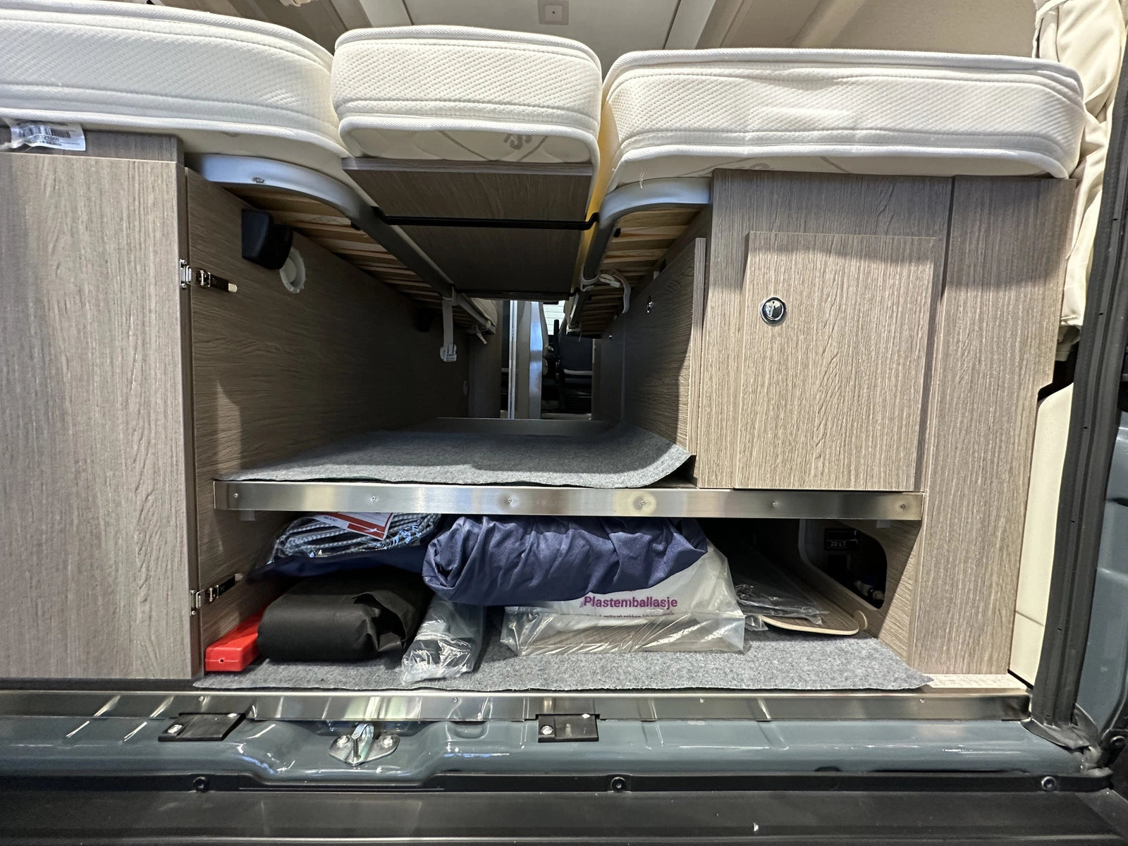 CHALLENGER ROAD EDITION PREMIUM V217